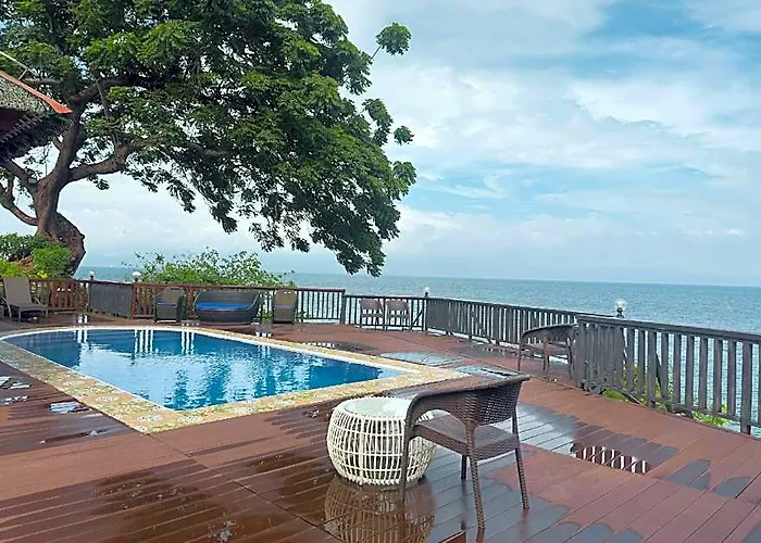 Hotel Blue Deep Powered By Cocotel Southern Leyte