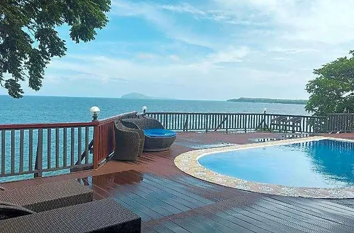 Blue Deep Powered By Cocotel Hotel 3*